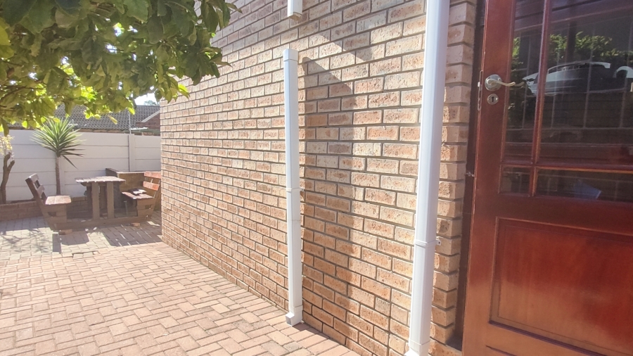 3 Bedroom Property for Sale in Kamma Heights Eastern Cape